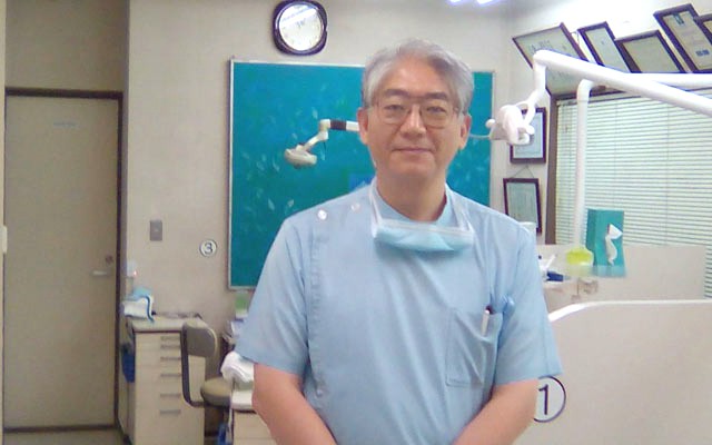 山本歯科医院先生.jpg
