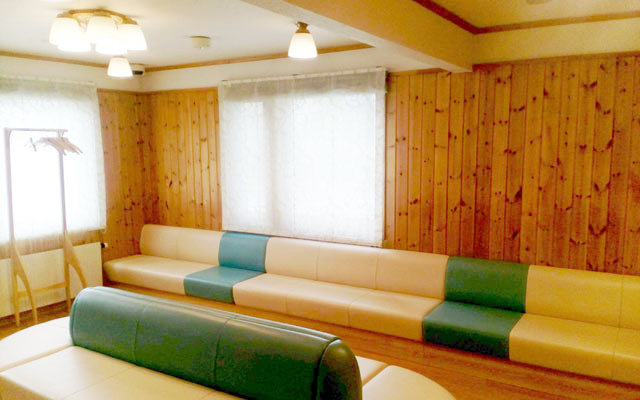 おのでら内科クリニック　待合室s.png