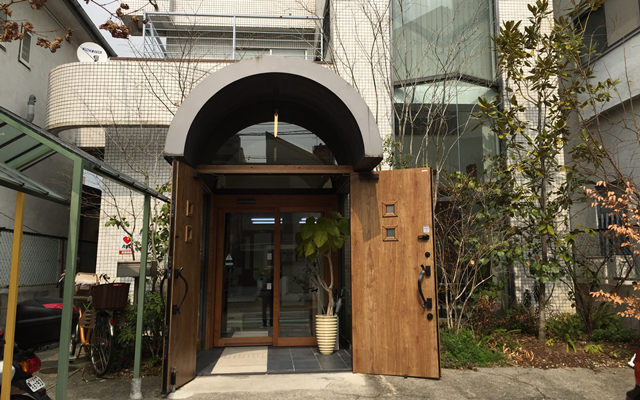 林医院　外観　修正.png