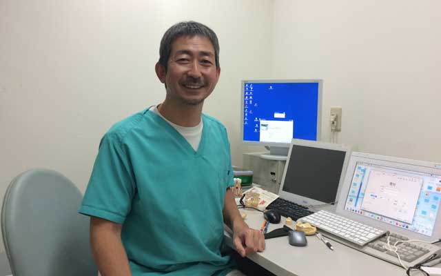 藤本歯科　先生.jpg