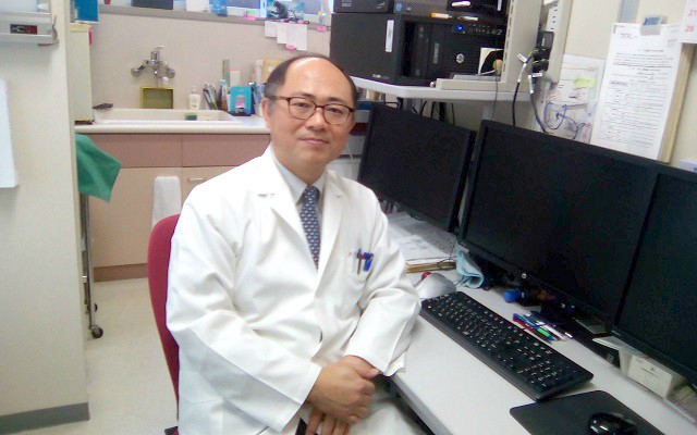 西村整形外科先生修正.jpg