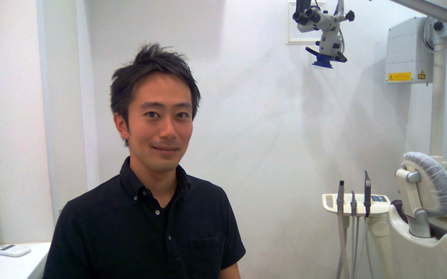 新江古田こばやし歯科クリニック先生 修正.png