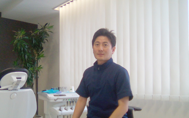 T.O.P.S. DENTAL CLINIC先生.jpg